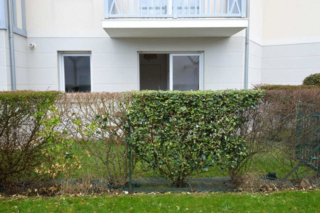 Jardin - A 50M De La Plage - Wifi - Parking Courseulles-sur-Mer Kültér fotó